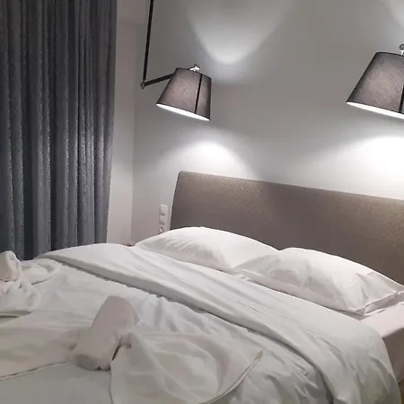 Giannis Apartment *