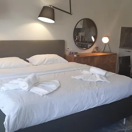 Giannis Apartment