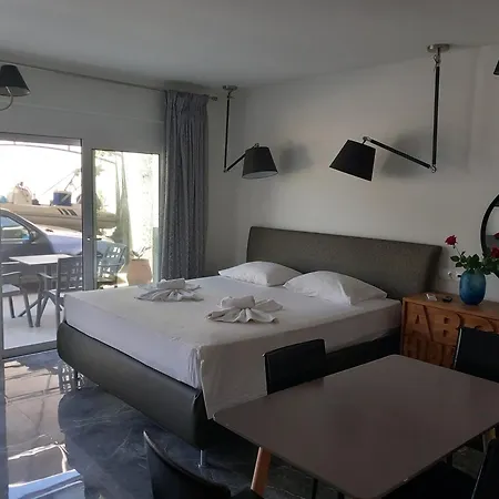 Giannis Apartment *